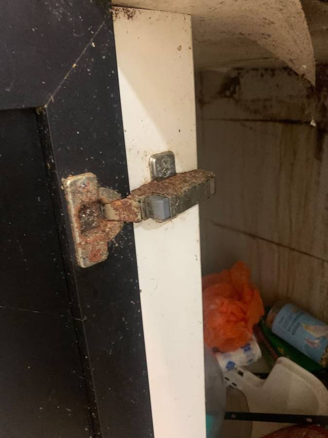 Before: Soft-close hinge swap